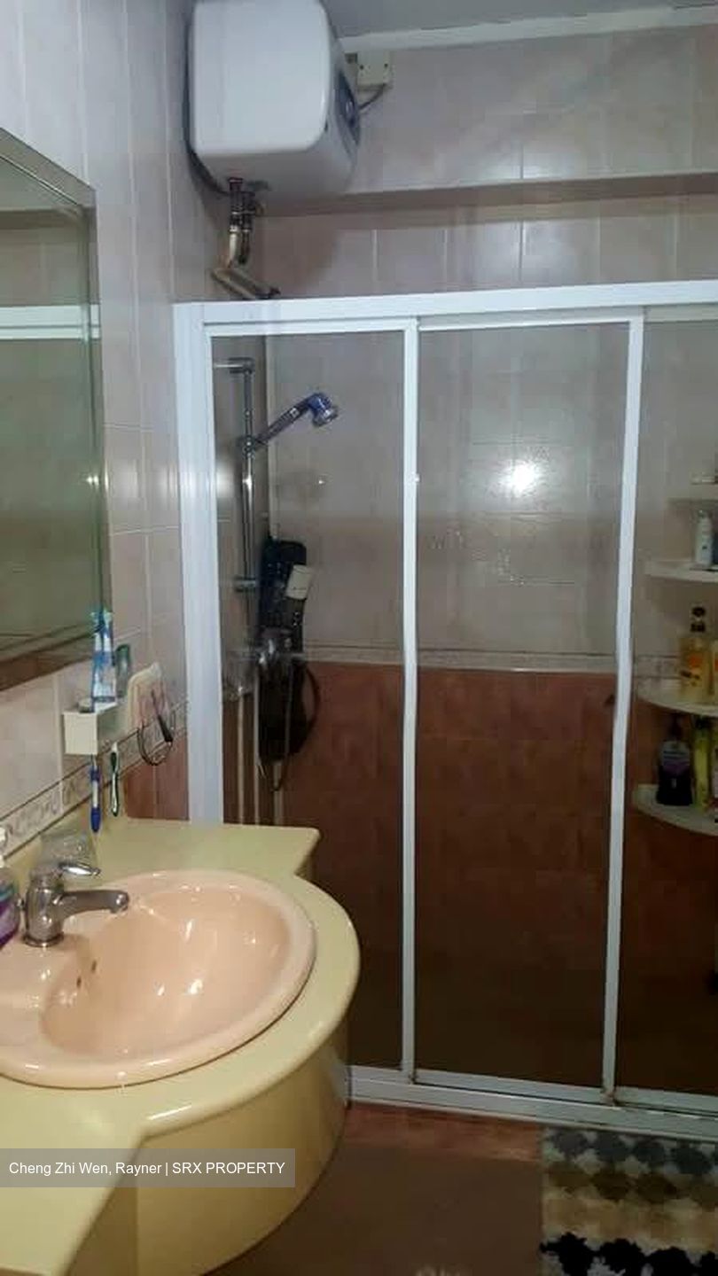 Blk 237 Pasir Ris Street 21 (Pasir Ris), HDB Executive #591675011